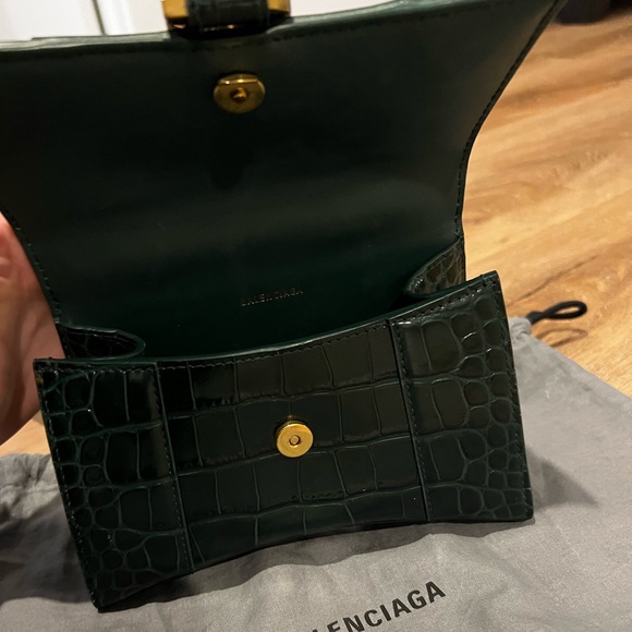 ❌SOLD Balenciaga hourglass purse - Picture 8 of 13
